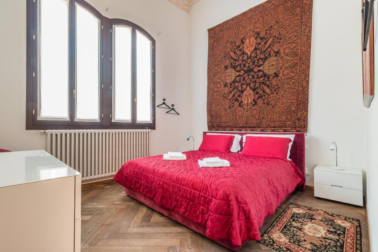 Red House Close To @accademia Bridge Apartamento